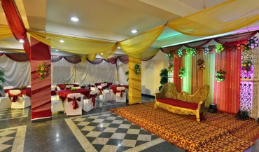 Hotel Shreyans Inn Banquet Hall Photos in Delhi