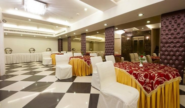 Manyaa Hotel Banquet Hall Photos in Gurgaon