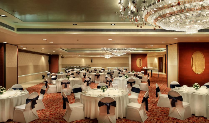 Imperial at Mahagun Sarovar Portico Suites Banquet Hall in Ghaziabad Photos