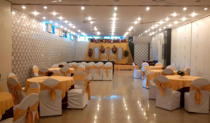 Surya Palace Hotels in Noida Photos