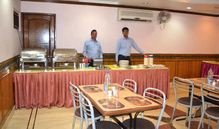 Banquet at Hotel Atithi Palace in Delhi Photos