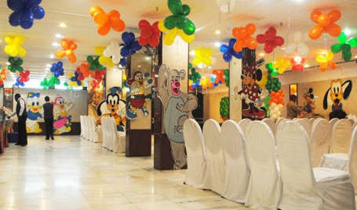 Banquet at Hotel Atithi Palace in Delhi Photos