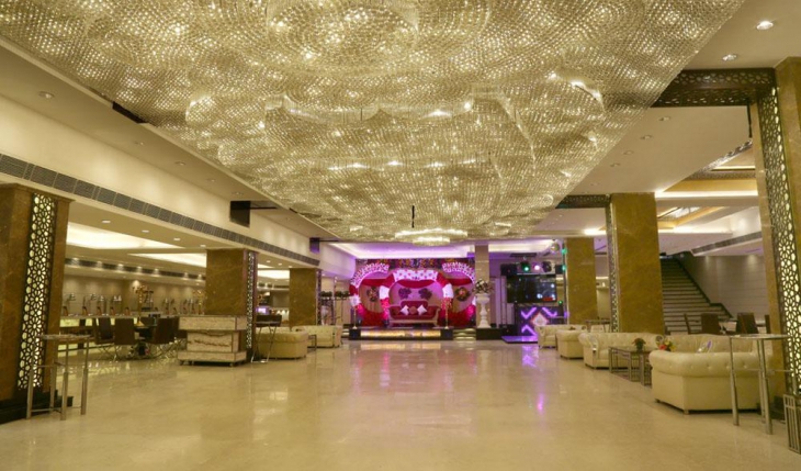 Le Diamond Banquet Hall in Delhi Photos