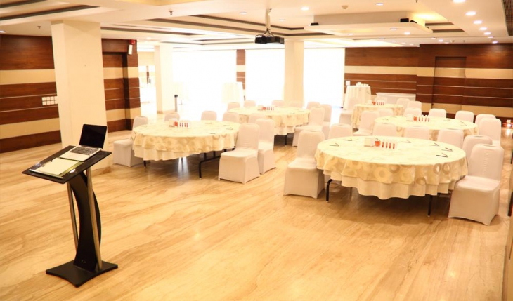 Stately Suites NH8 Banquet Hall in Gurgaon Photos