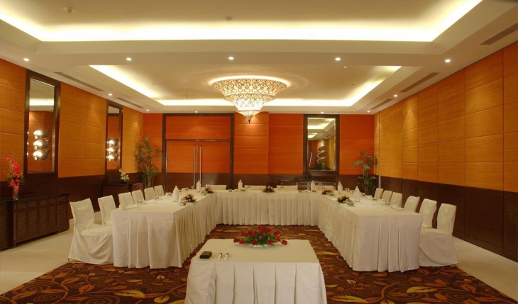 Fortune Select Global Banquet Hall in Gurgaon Photos