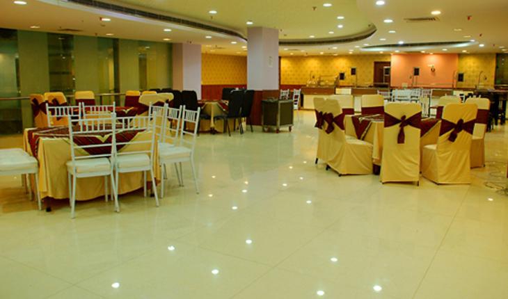 Janak Puri Club Banquet Hall in Delhi Photos