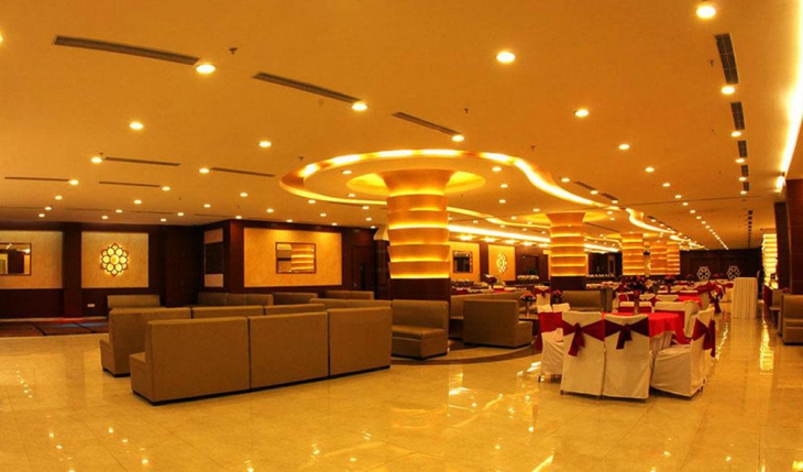Green Lounge Banquet Hall in Delhi Photos