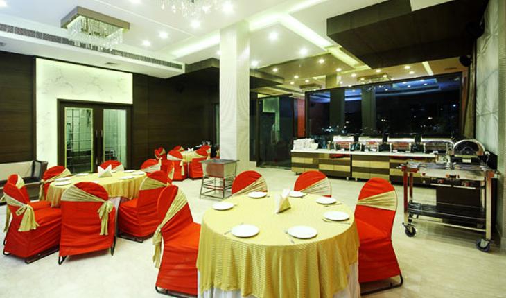 Pinch of Spice Restaurant in Delhi Photos