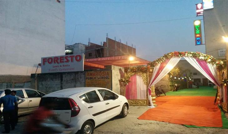 Foresto Lawn and Restaurant in Delhi Photos